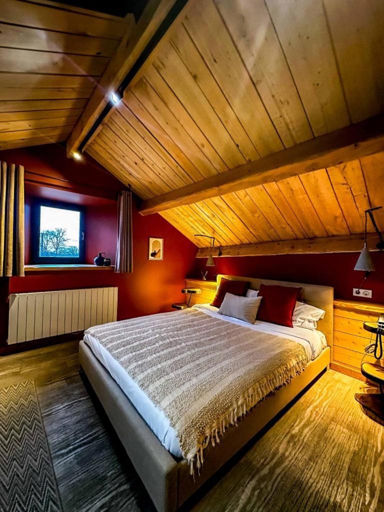 Bed and Breakfast La Ferme du Bien-etre Saint-Julien-Chapteuil Exterior foto